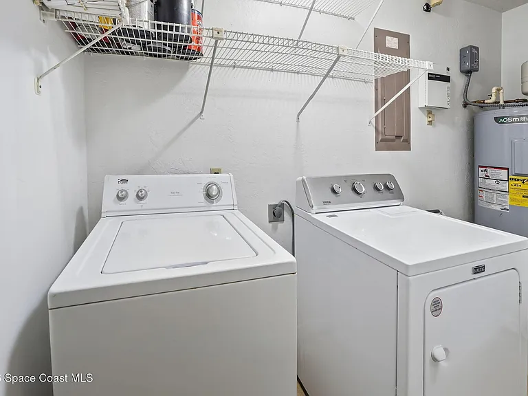 9020 York Ln #10H — Photo 28