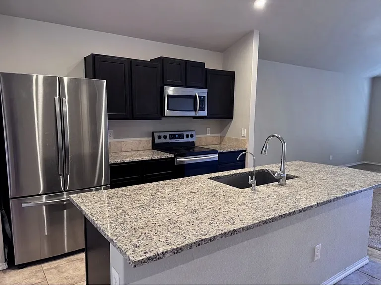 6817 Baron Dr — Photo 4