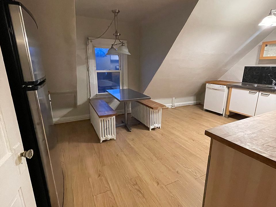 1st image of 3450 Clifton Ave #7