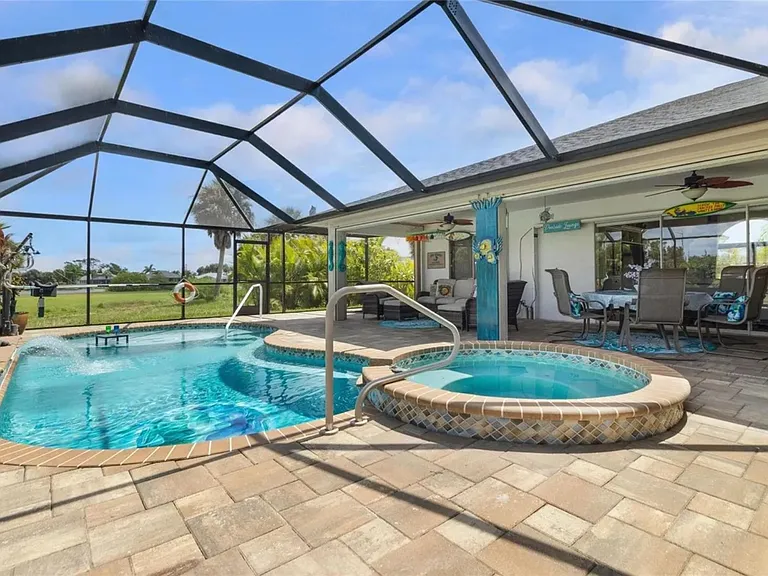 24 Clubhouse Ct — Photo 21
