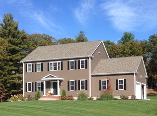 64 Oakhill Ave, Wrentham, MA 02093