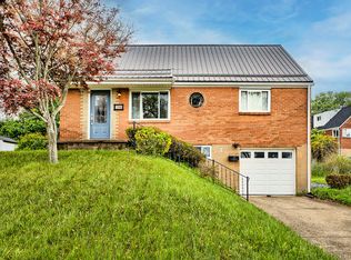 129 Ange Dr, Pittsburgh, PA 15235