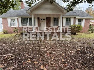 302 Aderholt St, Glencoe, AL 35905