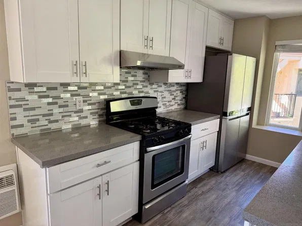 8418 New Salem St Unit 8, San Diego, CA 92126