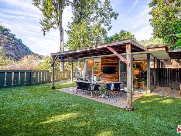 1430 Benedict Canyon Dr, Beverly Hills, CA 90210