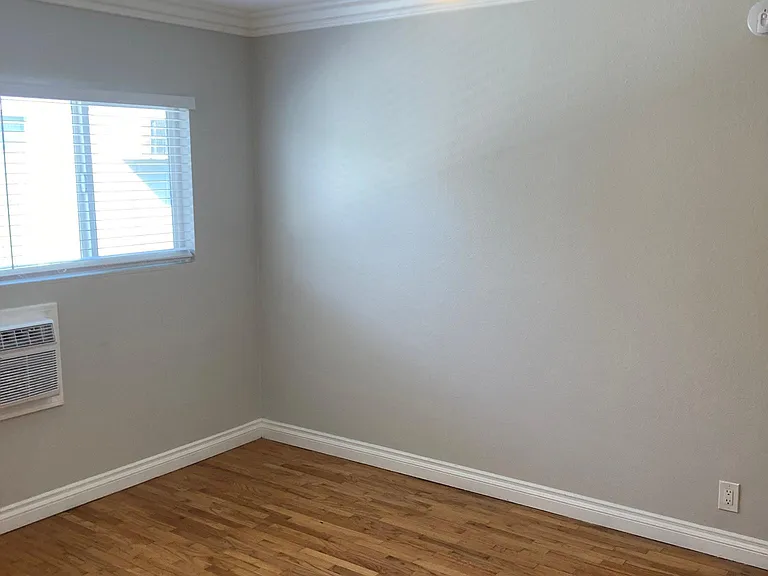 1926 S Shenandoah St #7 — Photo 10