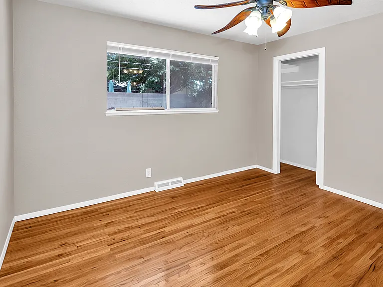 7208 Bellrose Ave NE — Photo 26