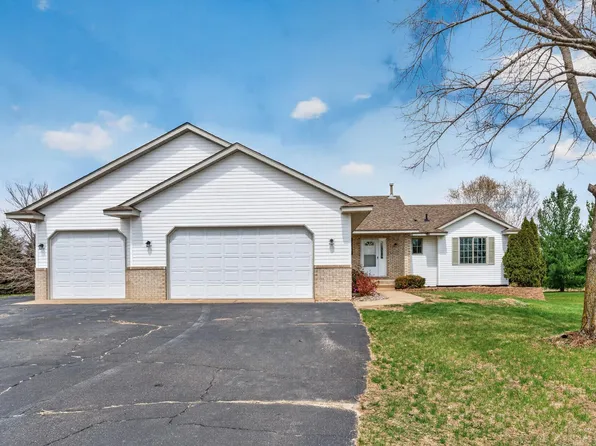 36921 Elk Ave, North Branch, MN 55056