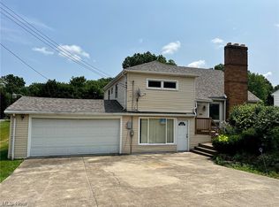 3219 Cardinal Dr, Youngstown, OH