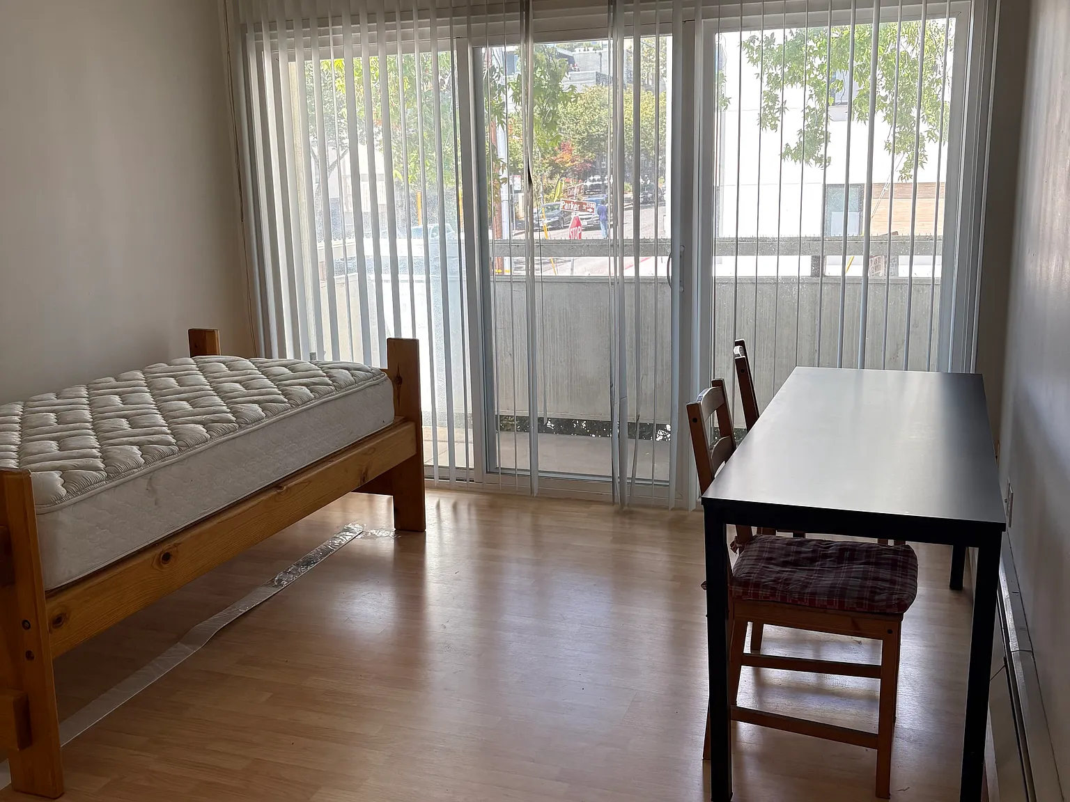 2 bed, 625 sqft, $2,800 — Photo 2