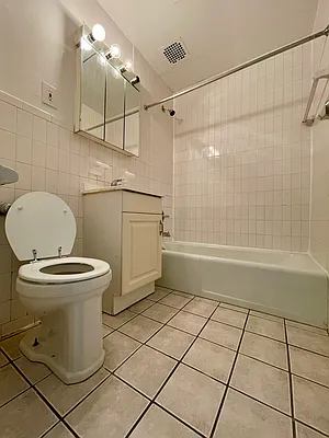 Rented by Building Equity Real Estate LLC | media 28