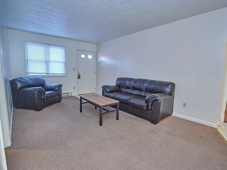 Crimson Hawk Student Housing — Photo 38