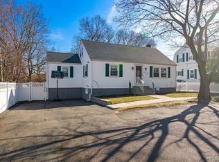 19 Dreeme St, Saugus, MA 01906