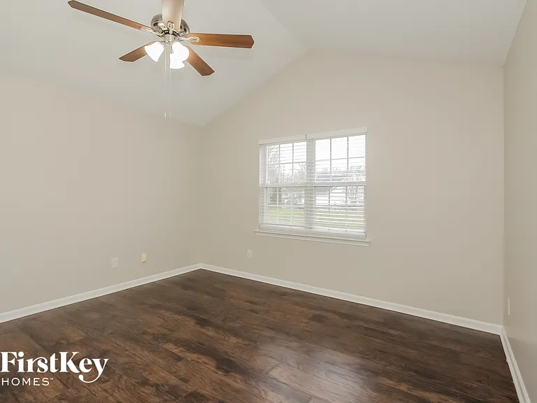 6265 Goldenfield Dr — Photo 8