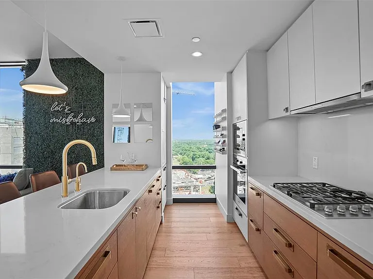70 Rainey St #1409 — Photo 4