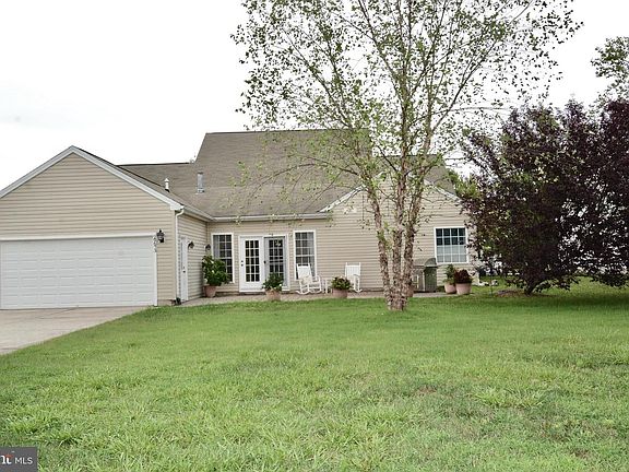 3rd image of 29673 Charles Dr