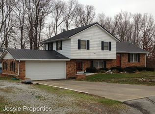 213 Twin Creek Dr, Campbellsville, KY 42718