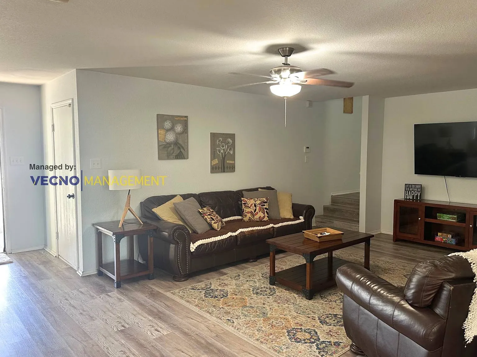 3 bed, 2.5 bath, 1812 sqft, $1,900 — Photo 2