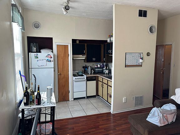 5th image of 108 W Nixon St APT 2
