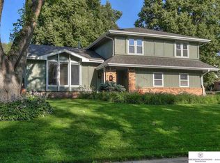 2306 S 166th St, Omaha, NE 68130