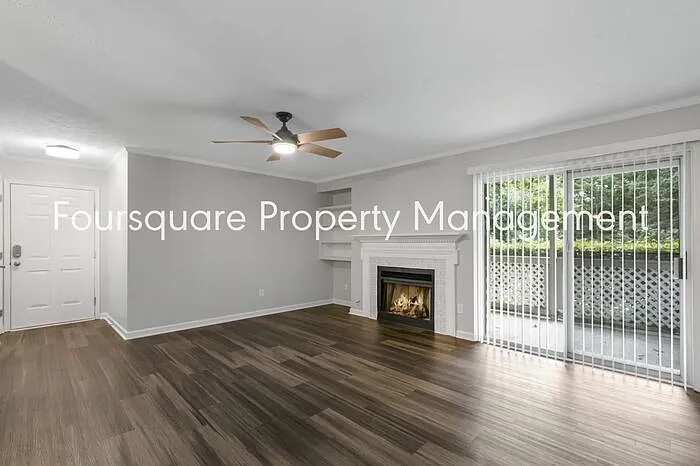 110 Oak Hollow Ct #110 — Photo 18