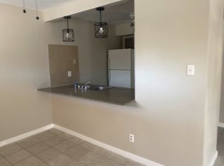 5017 Mallow St #5, Houston, TX 77033