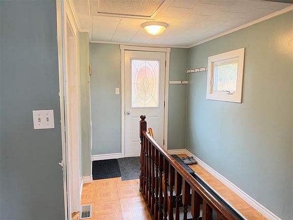 3rd image of 13 B Main Street
