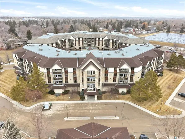 UNIT 304-1622A Acadia DRIVE, Saskatoon, SK S7H 5H7