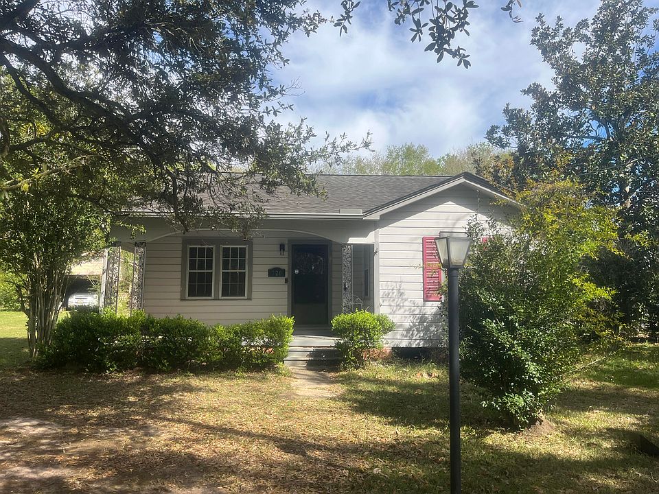 1st image of 720 Division St