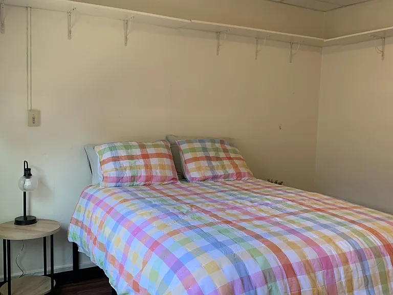 1200 N Campbell Ave — Photo 16
