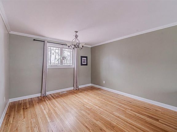 5th image of 9 Davidson Place