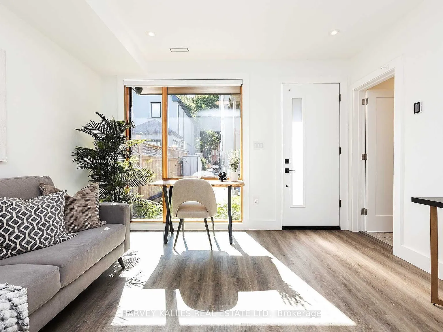 2 bed, $4,200 — Photo 4