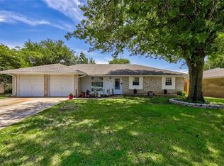 2212 Bellaire Dr, Moore, OK 73160
