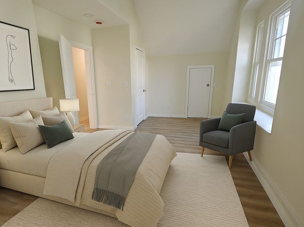 1130 Victory Blvd FLOOR 2