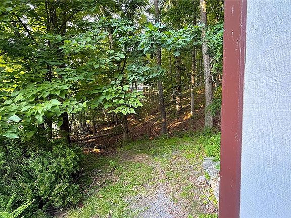 4th image of 6271 Decker Rd