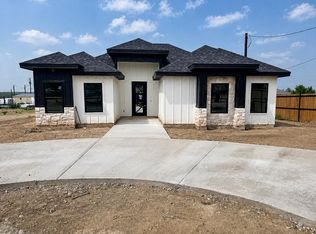 183 Pleasant Dr, Eagle Pass, TX 78852