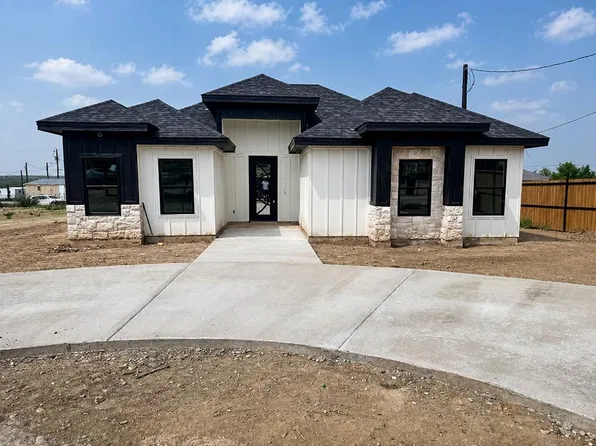 183 Pleasant Dr, Eagle Pass, TX 78852