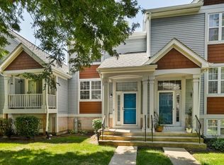 1612 Orchard Ct, West Chicago, IL