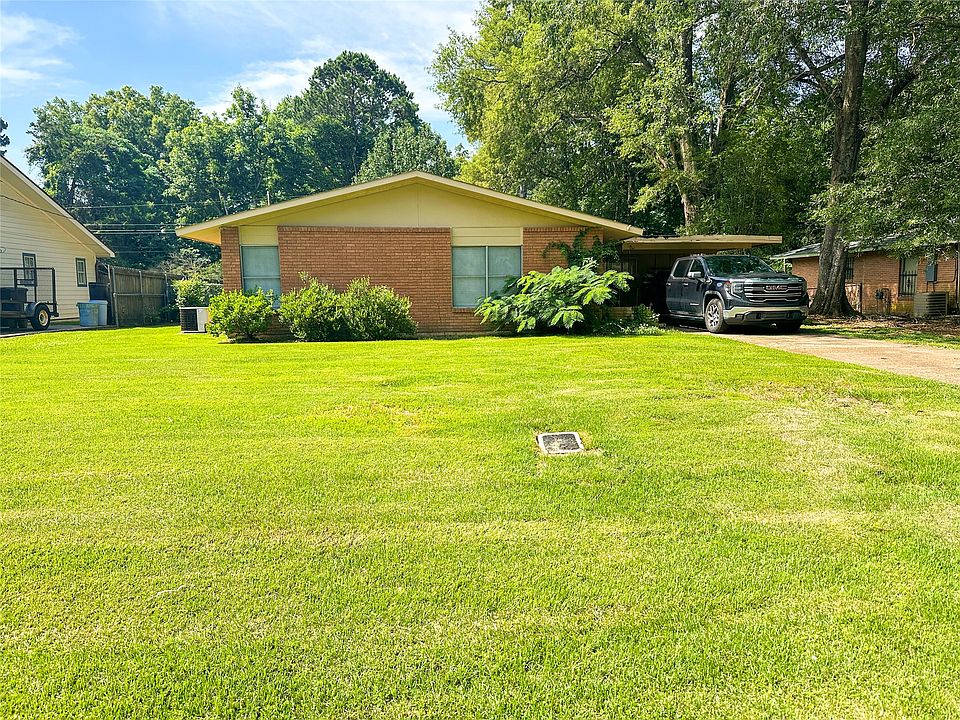 1st image of 877 Willow Dr