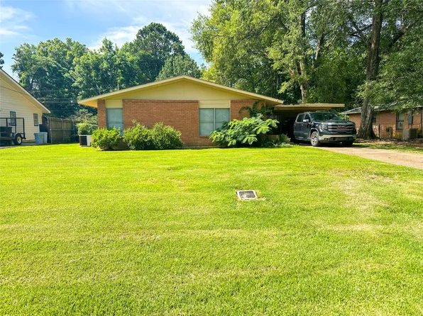 877 Willow Dr, Shreveport, LA 71118