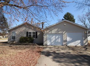 1000 Harris Dr, Fairview Heights, IL 62208