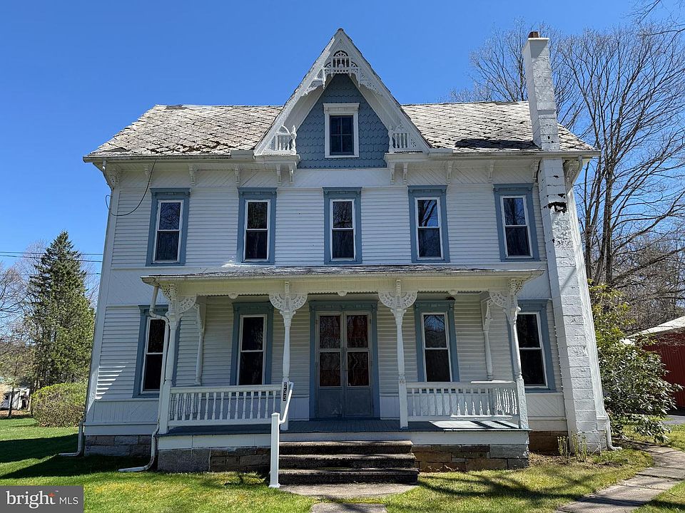 1st image of 255 Pike Rd