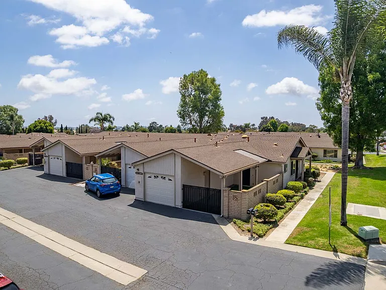 1025 Plover Way — Photo 19