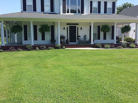 3rd image of 433 Saint Clair Dr