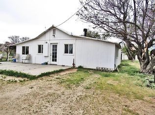 48601 Three Points Rd, Lake Hughes, CA 93532