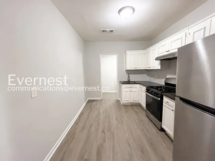 1875 Conrad Ave SE — Photo 6