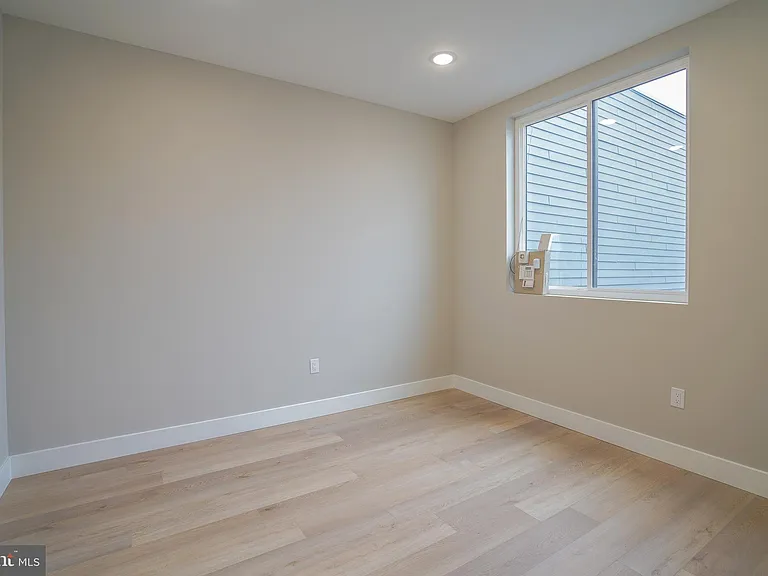 1503 N Front St #6 — Photo 7