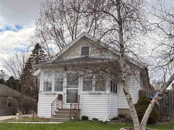 516 Columbus St, Sun Prairie, WI 53590