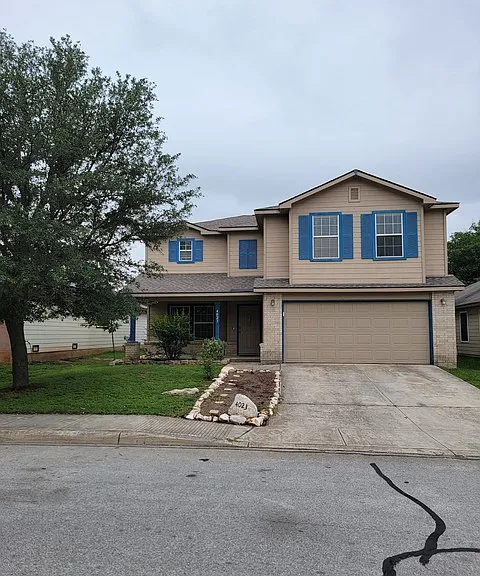 4023 Wisteria Way — Photo 1