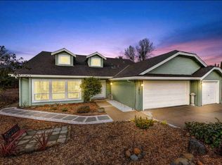 2821 Clemson Dr, Cameron Park, CA 95682